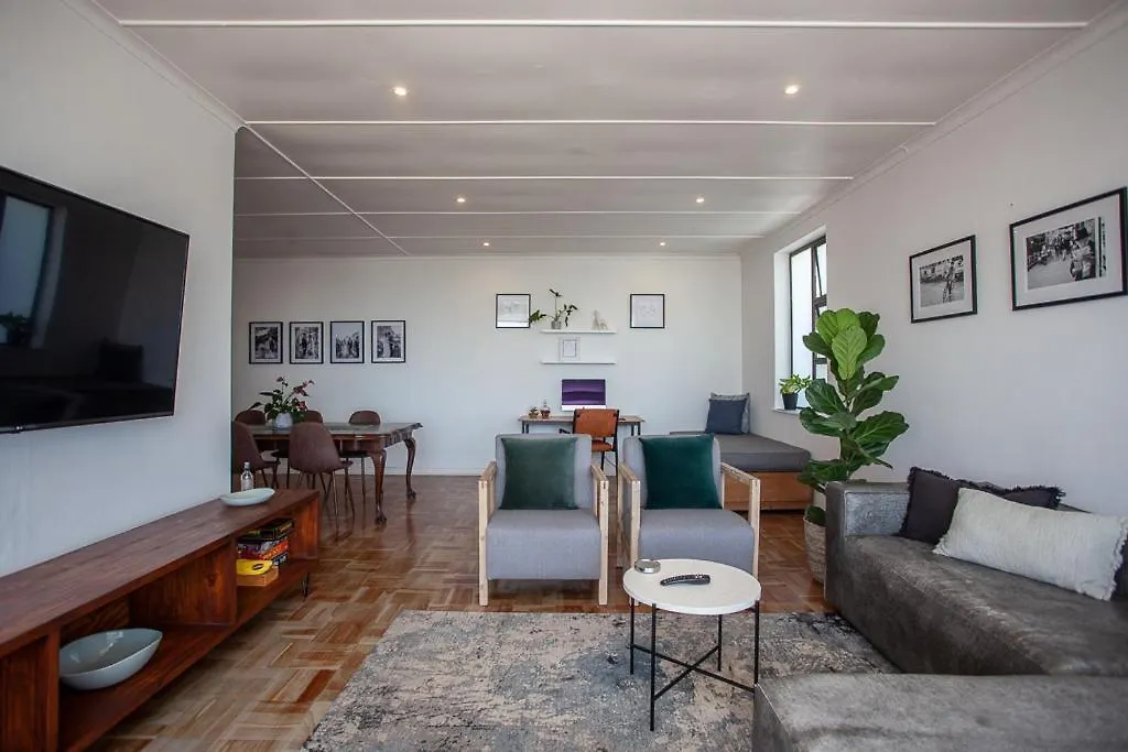 Cremorne On Beach Road Apartment Port Elizabeth South Africa